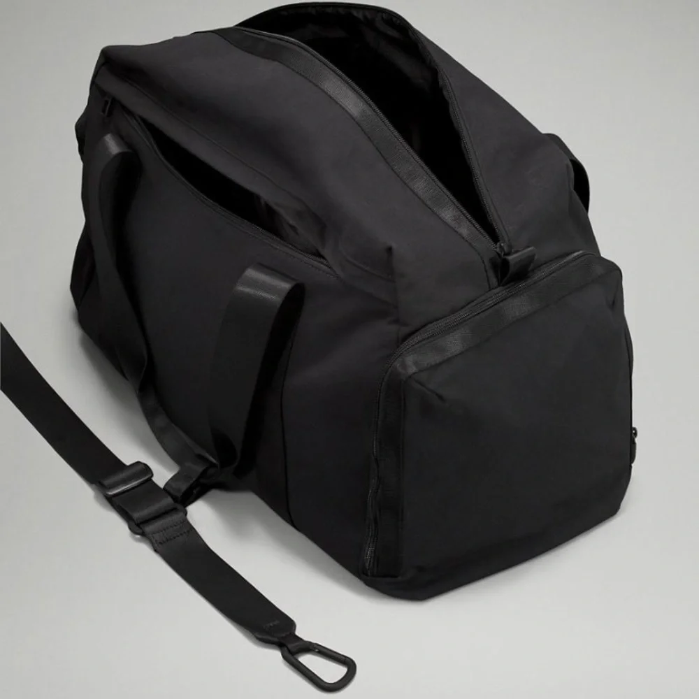lululemon athletica design move